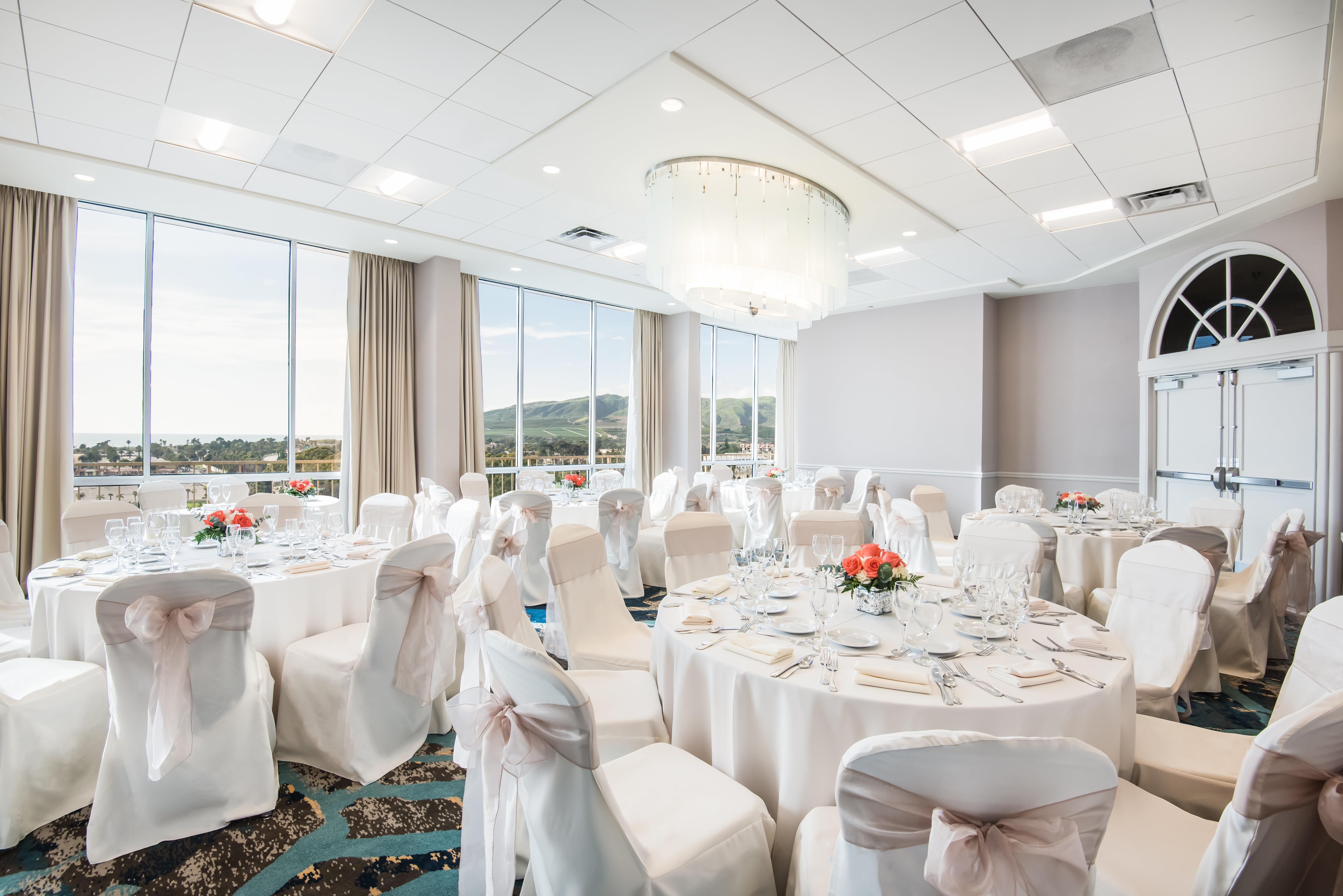 Crowne Plaza Ventura Beach By Ihg Eksteriør billede